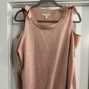 Women’s open shoulder sweater